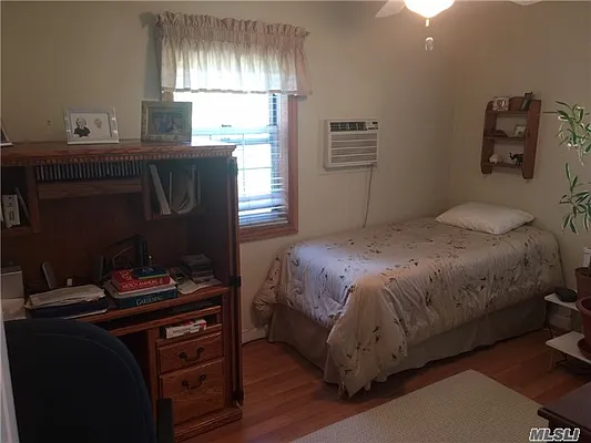 Sold by Prime Realty | media 2