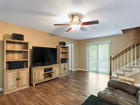 4th image of 510 Willow Branch Ln