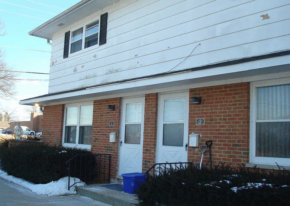 2nd image of 914 Hillside Ave APT 2
