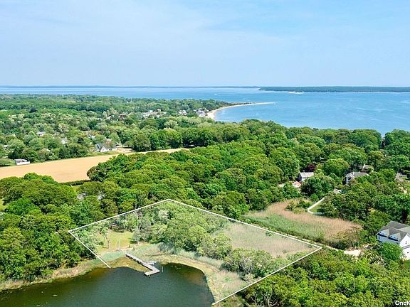 255 Peconic Bay Boulevard, Riverhead, NY 11901 | Zillow