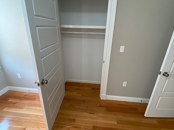 4th image of 42 Almont St #1