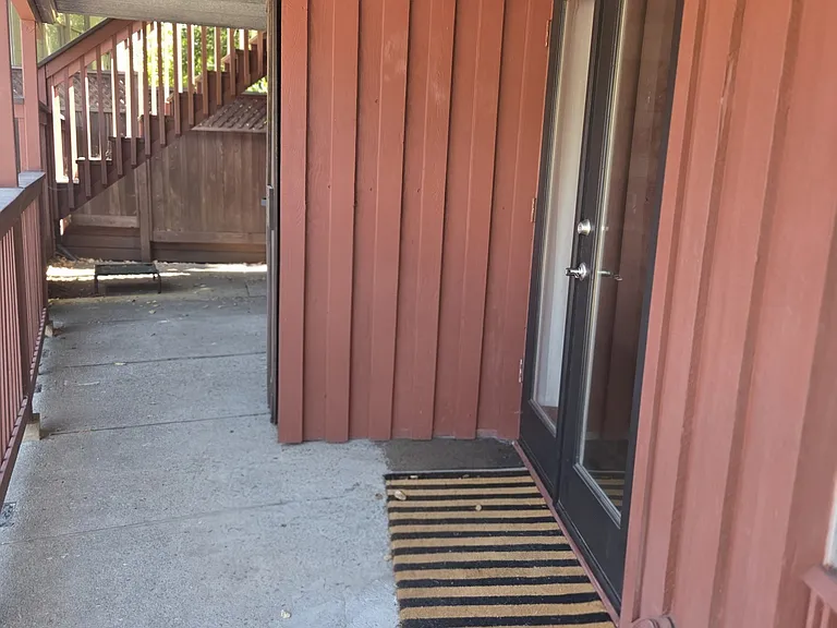 2319 Carleton St #B — Photo 13