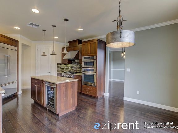 4th image of 119 Butterweed Ln