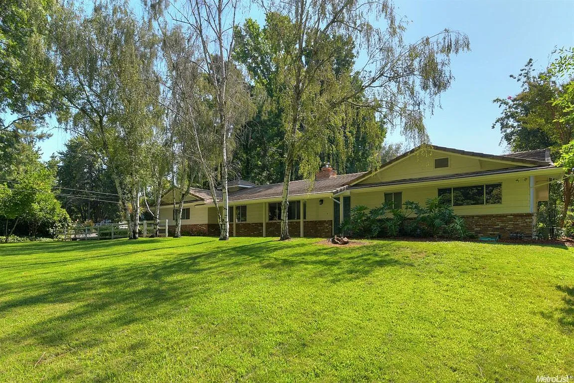 6182 Del Oro Rd photo 1