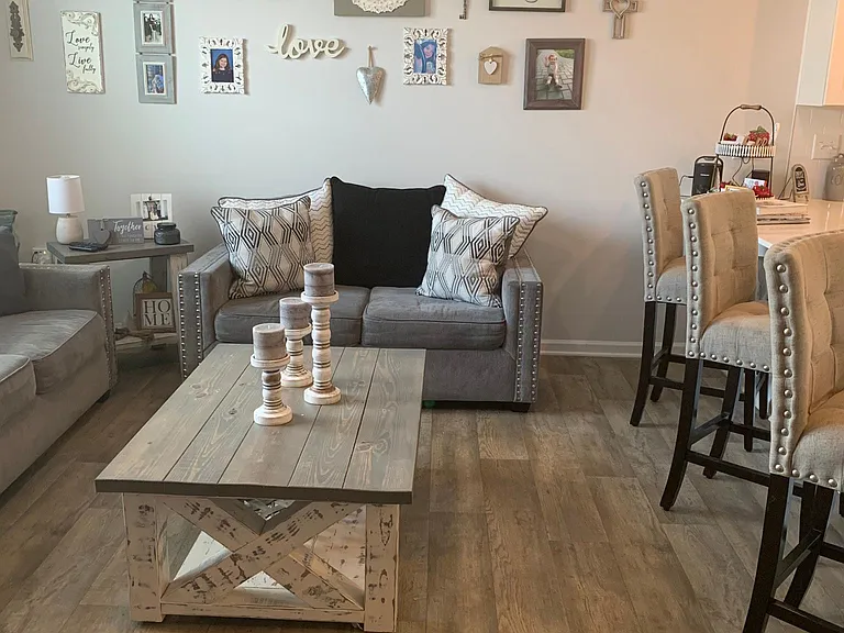 196 Liam St — Photo 13