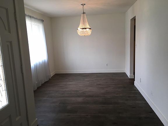 3rd image of 1845 W Gardena Blvd #A