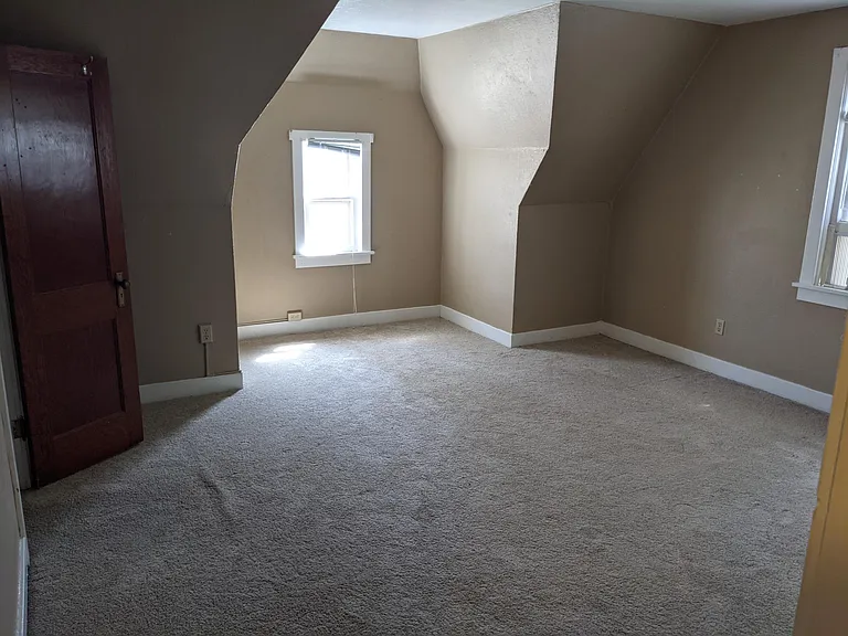 2227 N Grand Ave #2227 — Photo 8