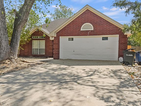 2nd image of 2129 Whetstone Dr