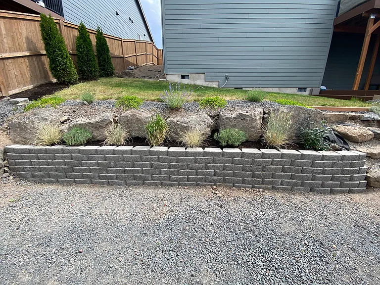4093 SW Reindeer Ave — Photo 10