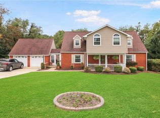 821 Merwin Rd, New Kensington, PA 15068