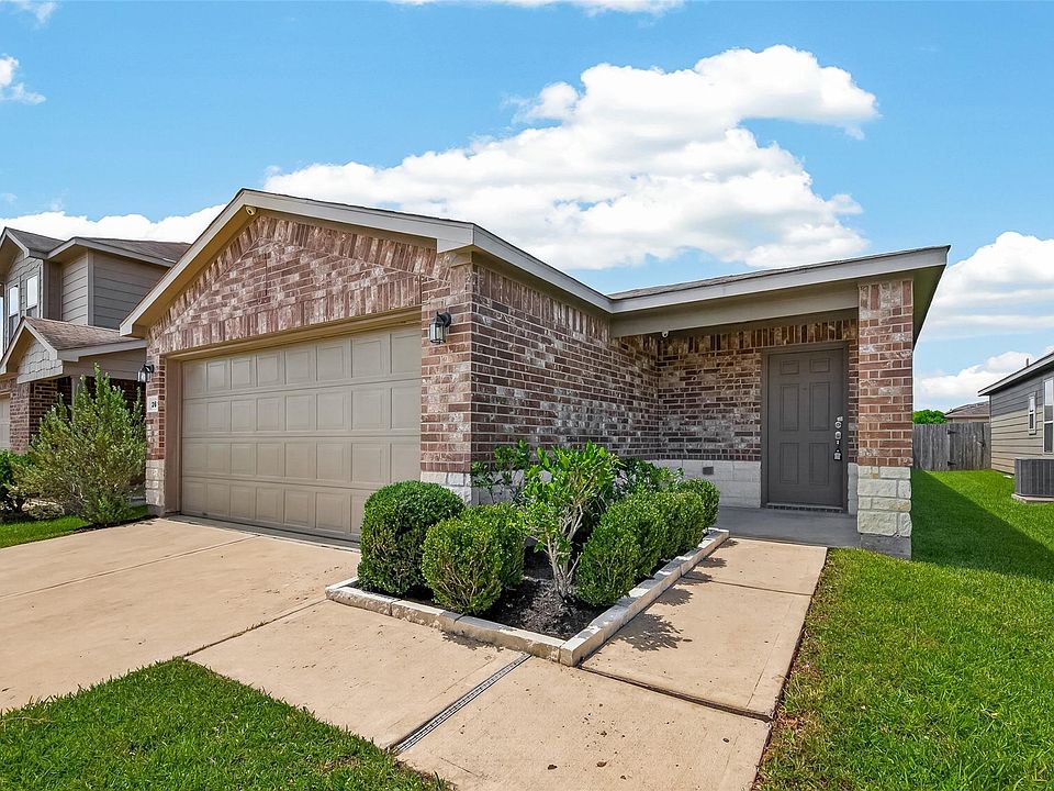 1st image of 2611 Skyview Long Dr