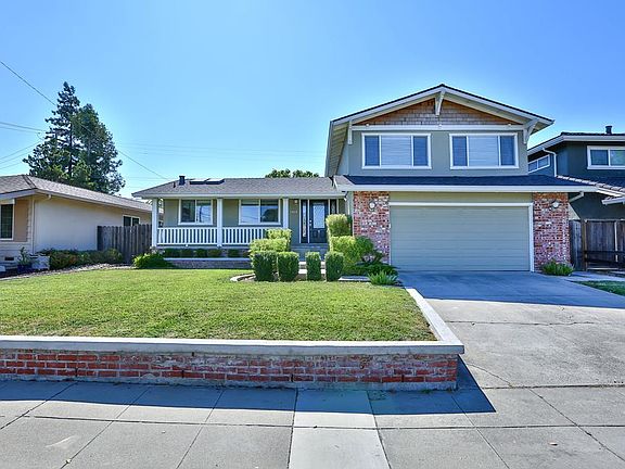 2nd image of 5825 Montevino Dr