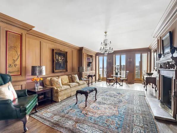 450 East 52nd Street 12TH FLOOR image 1 of 9