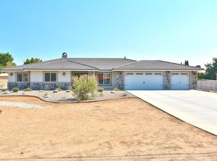 19201 Siesta Dr, Apple Valley, CA 92307