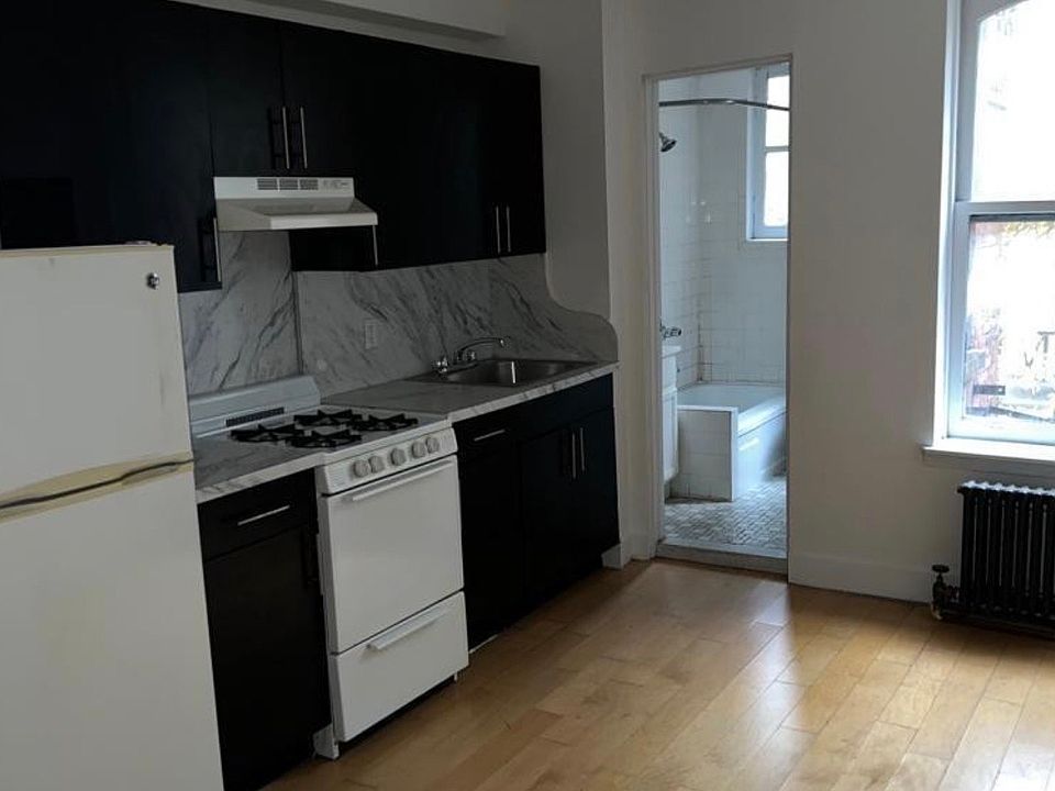 1st image of 24 Joralemon St APT E125