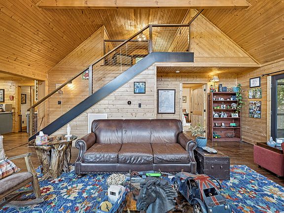 15th image of 2846 Fuller Hollow Rd