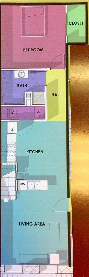 1894 Retail and Apartments — Photo 3