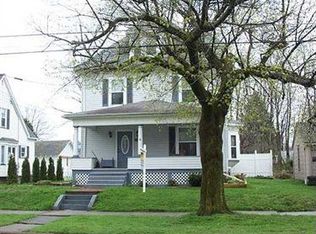 438 N Center St, Grove City, PA 16127