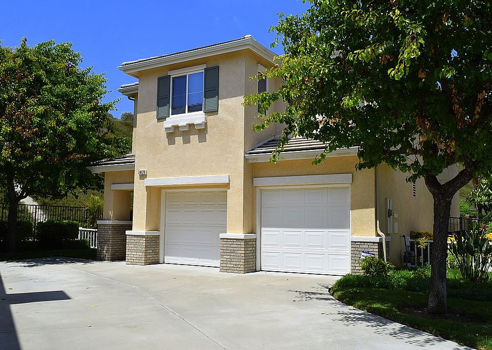 1st image of 24079 Tango Dr