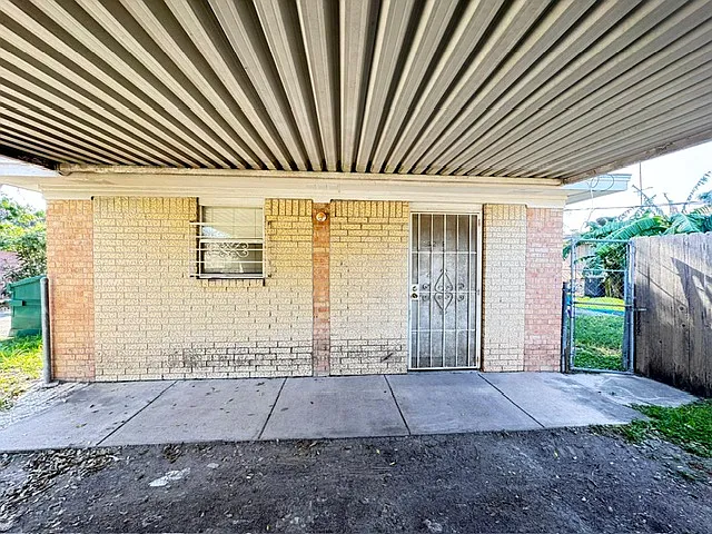 812 Walnut Ave