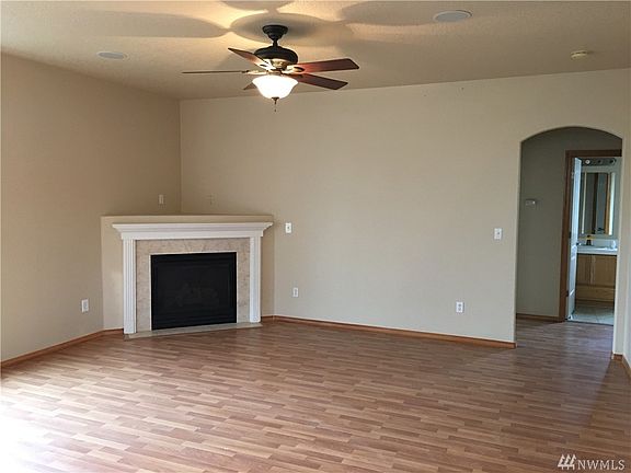 4th image of 1837 Schneiter Dr