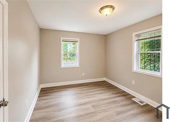 5 bed, $3,999 — Photo 4