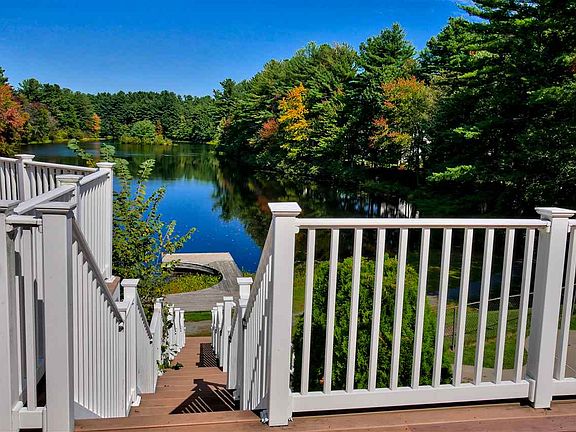 2nd image of 26 Winterwood Dr #26