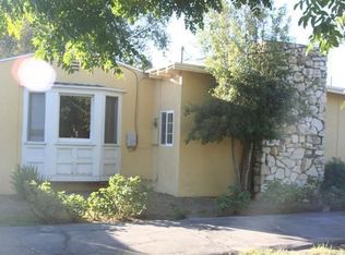 6901 Peach Ave, Van Nuys, CA 91406
