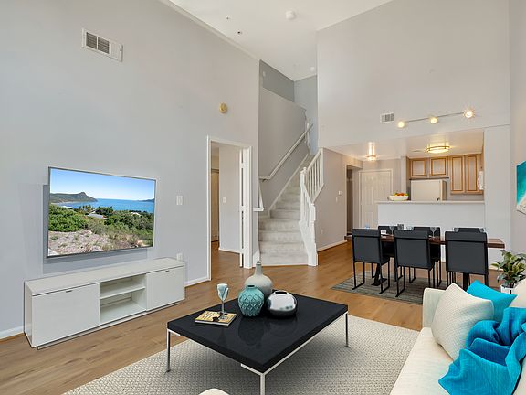 Enjoy the living room 