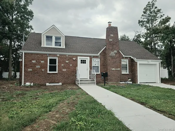 870 Southern Parkway, Uniondale, NY 11553