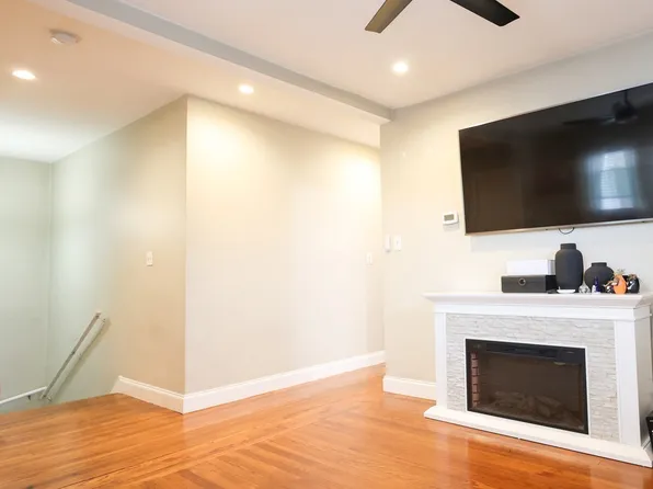 43-45 Belnel Rd Unit 2, Hyde Park, MA 02136