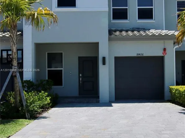 18426 SW 2nd St, Hollywood, FL 33029