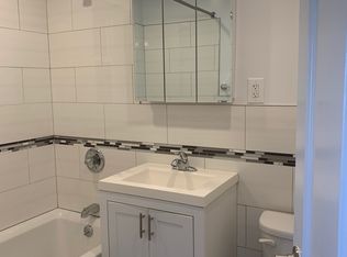 4707 28th Ave, Astoria, NY 11103