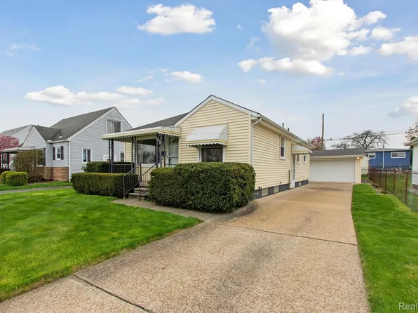 3570 15th St, Wyandotte, MI 48192