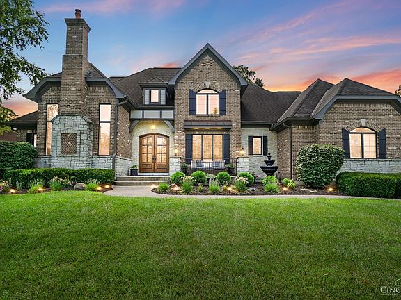 2nd image of 3727 Carmelle Woods Dr