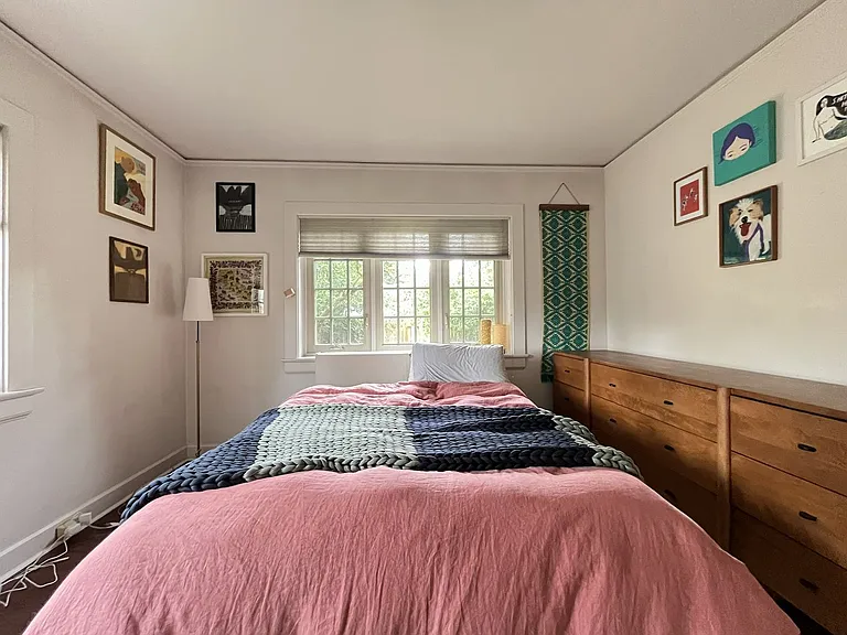 2430 SE Park Ave — Photo 22