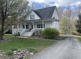 21 Mountaineer Way, Fayetteville, WV 25840