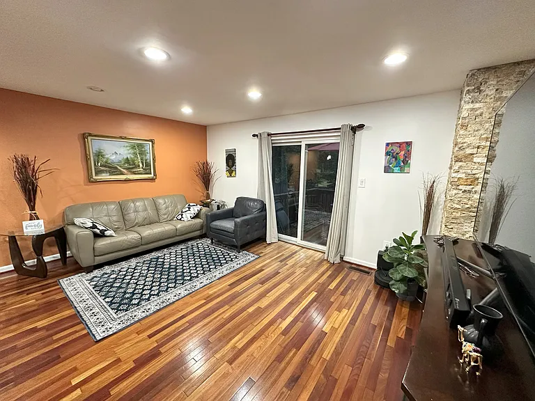 5203 Harbor Court Dr — Photo 12