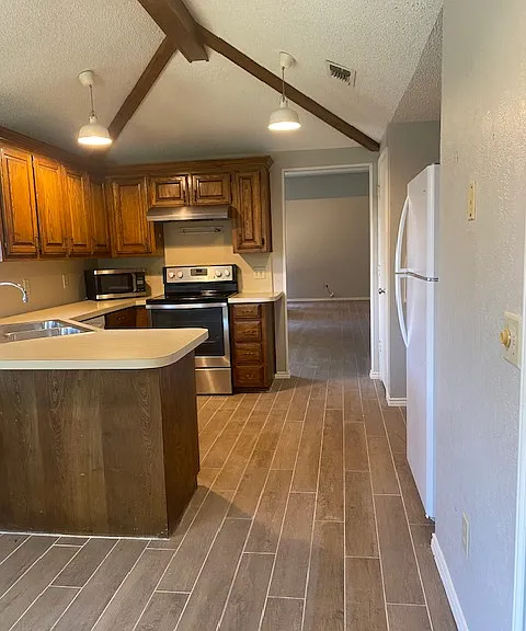 1704 Nest Pl — Photo 3