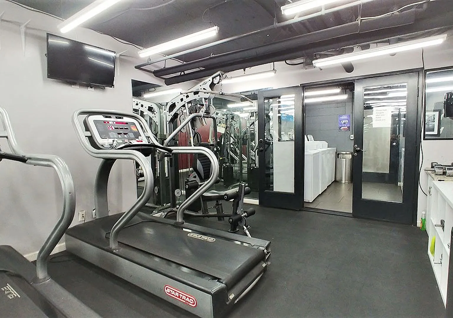 Villa De Adel Apts — Photo 4