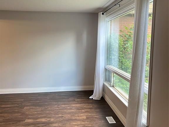 3rd image of 5445 Empress St #87