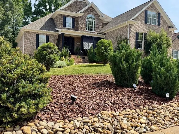 105 Breeds Hill Way, Greer, SC 29650