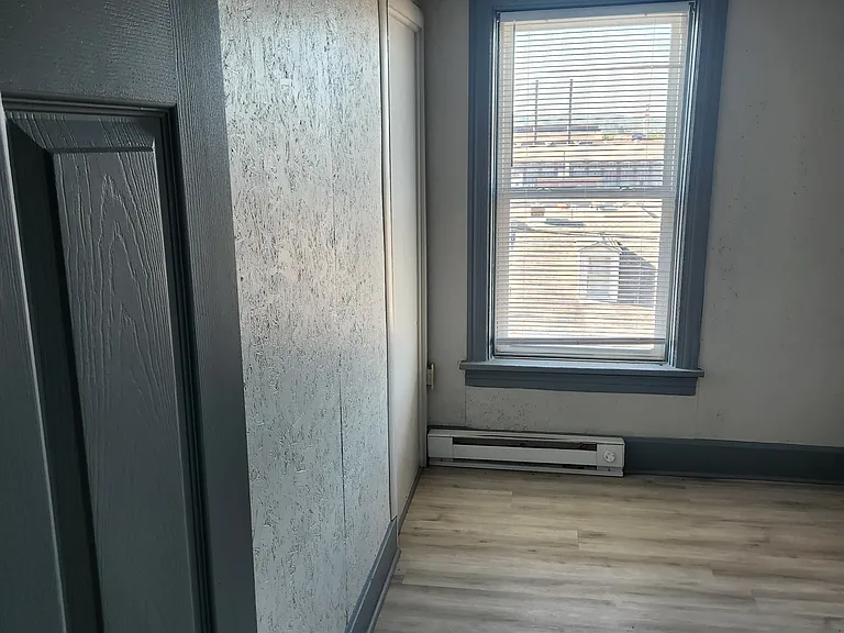 35 S 2nd St #4 — Photo 13