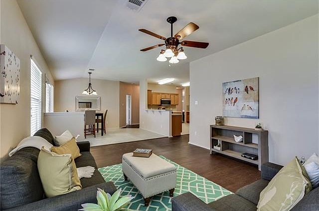 1st image of 1421 Vanilla Bean Dr