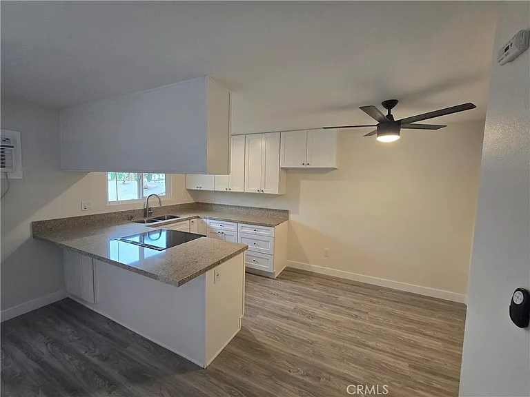 6051 Lemon Ave #C — Photo 9