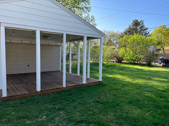 4th image of 1232 Avenue D