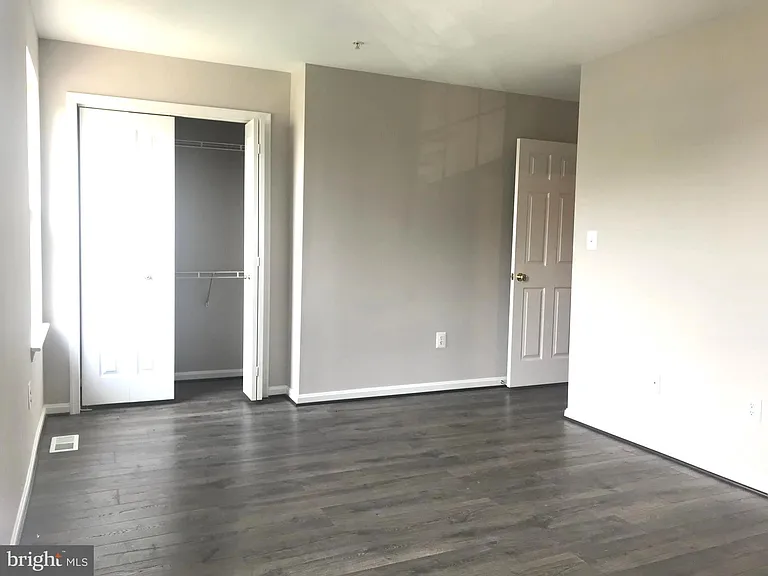 8805 Goose Landing Cir — Photo 10