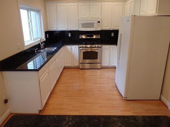 Kitchen - Appliances included.