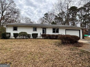 6174 Lower Dixie Lake Rd, Union City, GA 30291