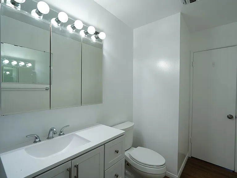 220 Lilac Ct — Photo 25
